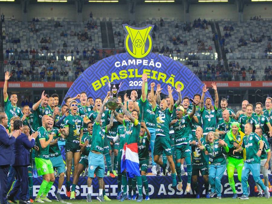 Palmeiras empata com o Cruzeiro e conquista o Brasileirão